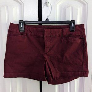 Old Navy Maroon Mid-Rise Pixie Shorts Size 6
